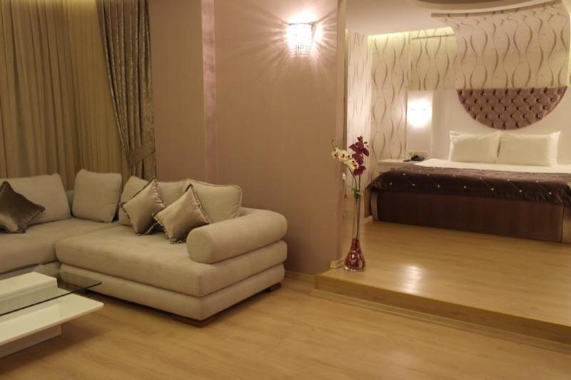 Adanava Hotel الغرفة الصورة